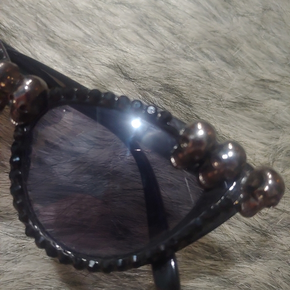 Womens Plastic Acyrlic Black bling rhinestone custom skull sunglasses main image 6